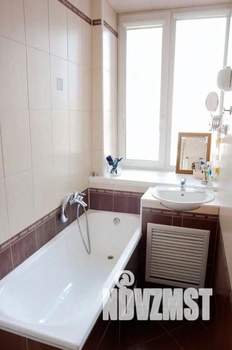 1-к квартира, посуточно, 50м2, 1/1 этаж