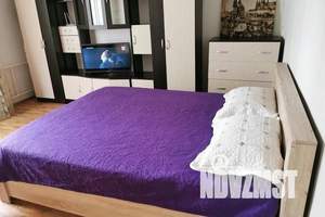 1-к квартира, посуточно, 35м2, 4/10 этаж