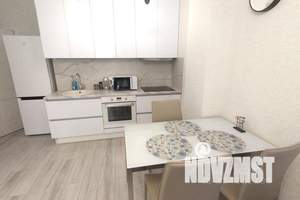 2-к квартира, посуточно, 56м2, 3/25 этаж