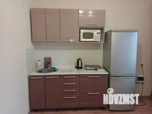 1-к квартира, посуточно, 42м2, 2/10 этаж