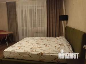 Студия квартира, посуточно, 28м2, 8/18 этаж