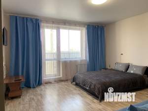 1-к квартира, посуточно, 37м2, 4/10 этаж