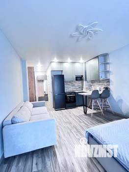 Студия квартира, посуточно, 35м2, 18/22 этаж