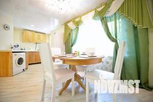 2-к квартира, посуточно, 56м2, 2/5 этаж