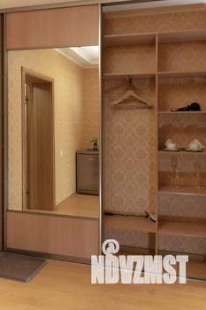 2-к квартира, посуточно, 42м2, 1/9 этаж