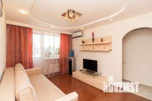 1-к квартира, посуточно, 32м2, 3/5 этаж