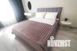 2-к квартира, посуточно, 56м2, 3/25 этаж