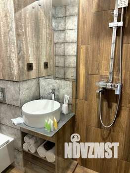 1-к квартира, посуточно, 38м2, 6/18 этаж