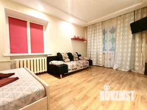 1-к квартира, посуточно, 36м2, 1/1 этаж