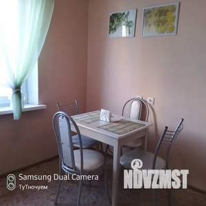 2-к квартира, посуточно, 58м2, 1/10 этаж