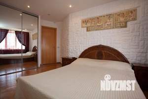 2-к квартира, посуточно, 60м2, 1/1 этаж