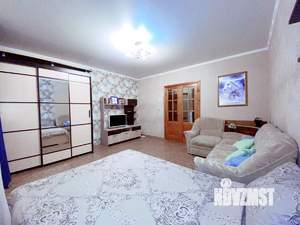 1-к квартира, посуточно, 45м2, 6/10 этаж