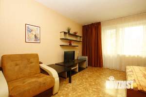 2-к квартира, посуточно, 56м2, 1/1 этаж