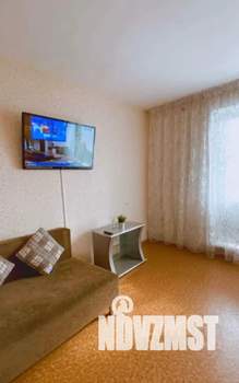 1-к квартира, посуточно, 43м2, 9/10 этаж