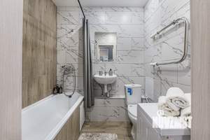 2-к квартира, посуточно, 49м2, 13/21 этаж