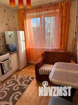 1-к квартира, посуточно, 32м2, 3/10 этаж