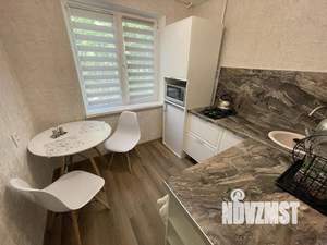 1-к квартира, посуточно, 33м2, 3/5 этаж