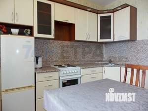 1-к квартира, на длительный срок, 41м2, 4/10 этаж