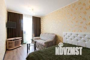 1-к квартира, посуточно, 33м2, 7/10 этаж