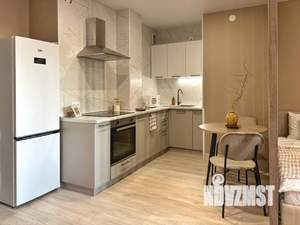 Студия квартира, посуточно, 35м2, 6/16 этаж