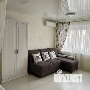 1-к квартира, посуточно, 32м2, 5/5 этаж