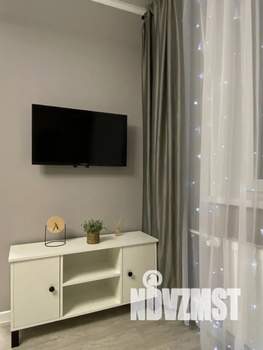 1-к квартира, посуточно, 40м2, 2/10 этаж