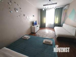 1-к квартира, посуточно, 38м2, 1/10 этаж