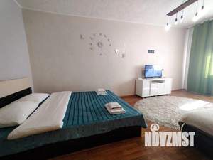 1-к квартира, посуточно, 32м2, 1/1 этаж