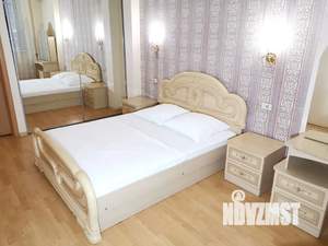 2-к квартира, посуточно, 67м2, 7/10 этаж