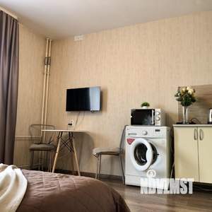 Студия квартира, посуточно, 28м2, 13/18 этаж