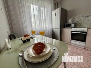 1-к квартира, посуточно, 44м2, 7/10 этаж