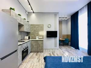 Студия квартира, посуточно, 40м2, 17/18 этаж