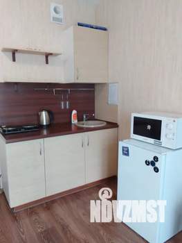 Студия квартира, посуточно, 30м2, 11/18 этаж