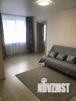 2-к квартира, посуточно, 44м2, 1/1 этаж