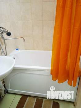 Студия квартира, посуточно, 28м2, 1/10 этаж