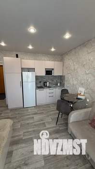 Студия квартира, посуточно, 32м2, 4/10 этаж