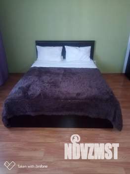 Студия квартира, посуточно, 36м2, 6/10 этаж