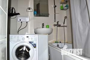 Студия квартира, посуточно, 28м2, 17/18 этаж