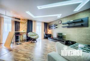 1-к квартира, посуточно, 109м2, 9/16 этаж