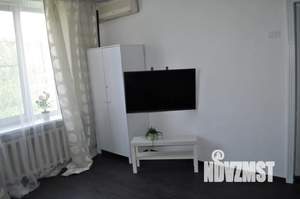 1-к квартира, посуточно, 37м2, 4/4 этаж