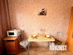 1-к квартира, посуточно, 42м2, 4/9 этаж