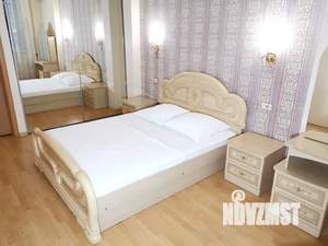 2-к квартира, посуточно, 67м2, 7/10 этаж