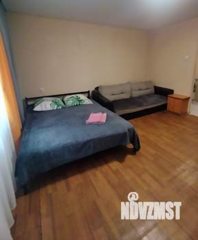 1-к квартира, посуточно, 40м2, 1/10 этаж