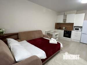 Студия квартира, посуточно, 30м2, 12/25 этаж