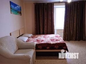Студия квартира, посуточно, 28м2, 1/10 этаж
