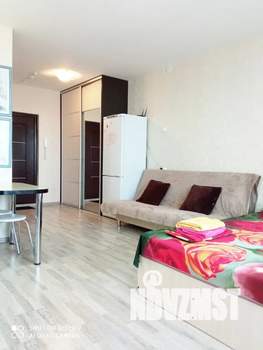 Студия квартира, посуточно, 38м2, 12/18 этаж