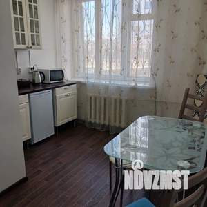 1-к квартира, посуточно, 30м2, 2/5 этаж