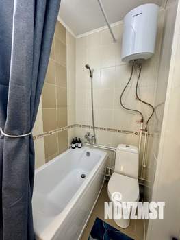 Студия квартира, посуточно, 33м2, 6/19 этаж