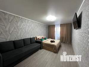 1-к квартира, посуточно, 42м2, 4/9 этаж