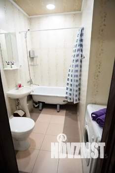Студия квартира, посуточно, 39м2, 10/19 этаж